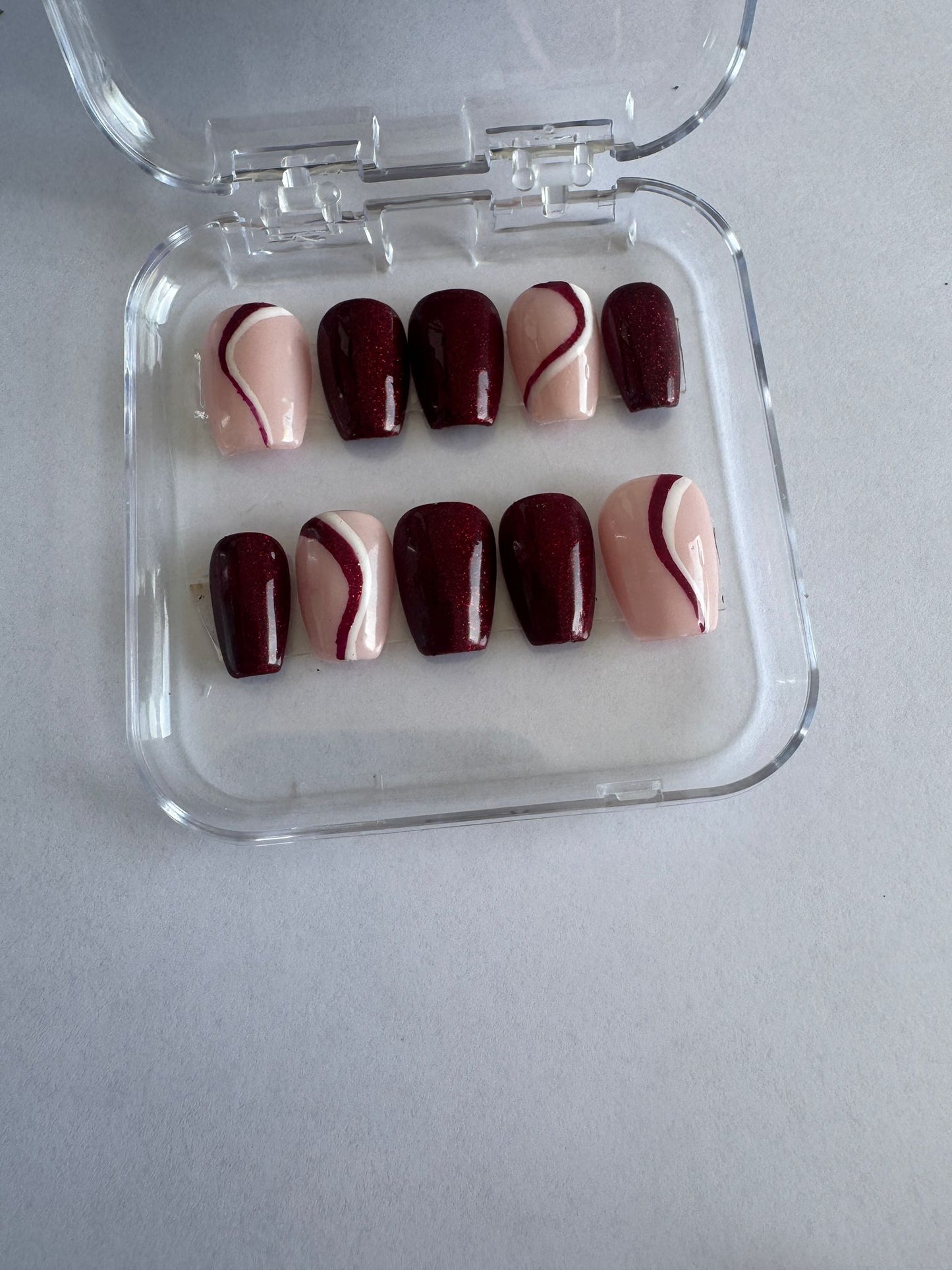 Burgundy Wave - Diseño Burdeos y Nude